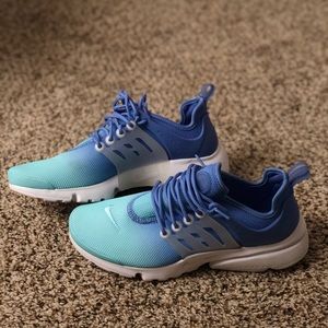 NIKE PRESTO LADIES SIZE 7
